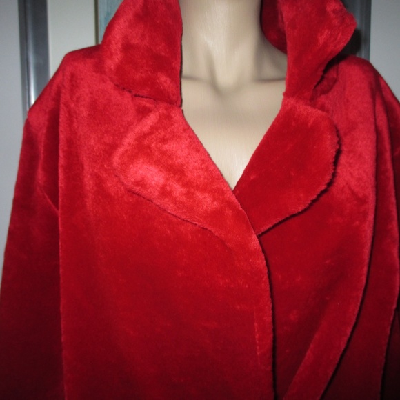 DENNIS BASSO RED FAUX FUR - Picture 2 of 6